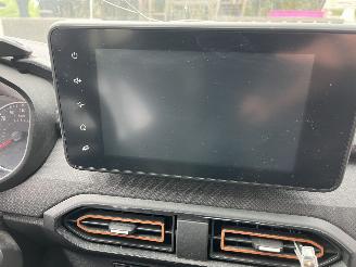 Dacia Sandero TCE-100 STEPWAY - KLIMA picture 15