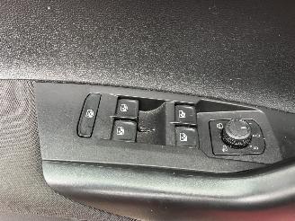 Volkswagen Polo 1,0 TSI BENZINE 95,PS LIVE picture 19