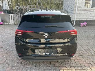krockskadad bil auto Volkswagen ID.3 62-KWH  -- 150,KW - EDETION 2024/6