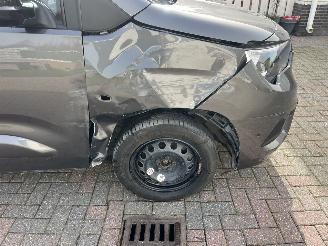 Opel Combo DIESEL - AUTOMATIC - 131,PS picture 10