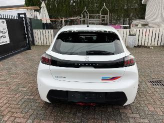 Unfallwagen Peugeot 208 ELEKTRO NAVI - KLIMATRONIK 2022/3