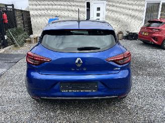 Coche accidentado Renault Clio Intens E-TECH HYBRIDE 2021/4