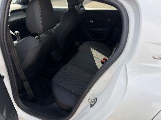 Peugeot 208 GT-LINE KLIMATRINIK - NAVI picture 13