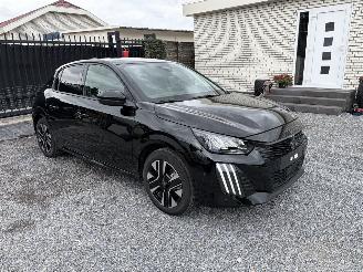 Coche accidentado Peugeot 208 BENZINE - ALLURE, 2025/10