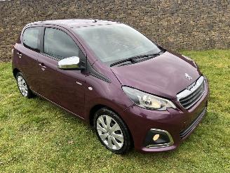 Vaurioauto  passenger cars Peugeot 108 STYLE -KLIMA -- 5-DEURS 2018/2
