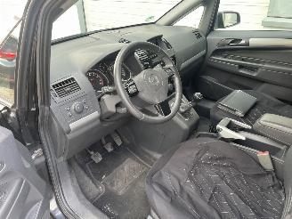 Opel Zafira 1.8 Cosmo Airco 140PK!!!  7P picture 6