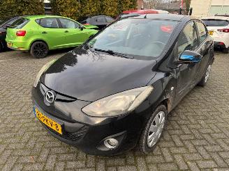 skadebil auto Mazda 2 1.3 TS 2011/2