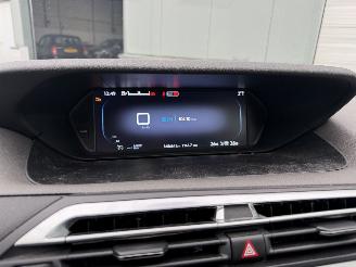 Citroën Grand C4 Picasso 1.6 HDi Business picture 20