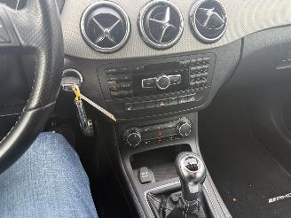 Mercedes B-klasse 180 Ambition picture 24