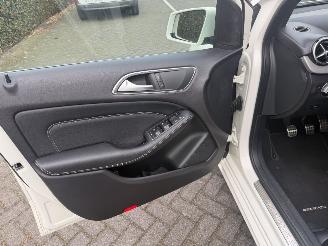 Mercedes B-klasse 180 Ambition picture 8