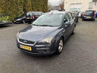 Ford Focus 1.6-16V Futura picture 2