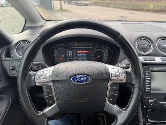 Ford S-Max 2.0 TDCI picture 17