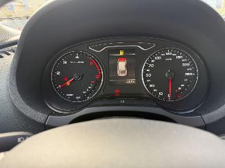 Audi A3 1.6 TDI Adrenalin picture 20
