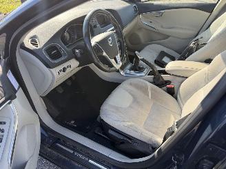 Volvo V-40 V40 2.0 D3 Kinetic picture 9