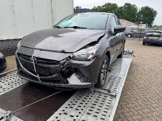 Voiture accidenté Mazda 2 1.5 Skyactiv-G 2018/9
