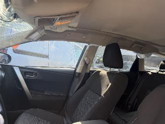 Toyota Auris Touring Sports 1.8 hybrid picture 10