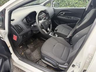 Kia Rio 1.2 CVVT Plus Pack picture 8