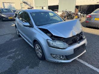 damaged passenger cars Volkswagen Polo 1.2 TDI BlueMotion Comfortline 2011/5