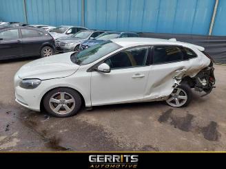 Vrakbiler auto Volvo V-40 V40 (MV), Hatchback 5-drs, 2012 / 2019 1.6 D2 2013/1