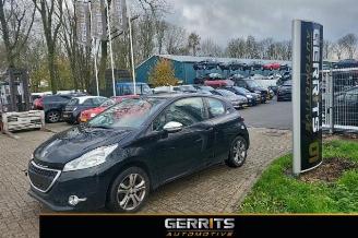 Peugeot 208 208 I (CA/CC/CK/CL), Hatchback, 2012 / 2019 1.0 Vti 12V PureTech picture 2