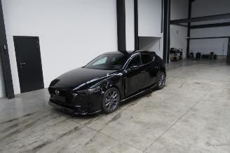 skadebil auto Mazda 3 SKYACTIVE 2023/6