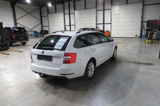 Skoda Octavia AMBITION picture 5