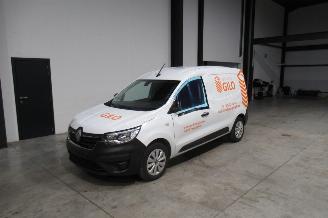 krockskadad bil bedrijf Renault Express CAMIONETTE 2022/3