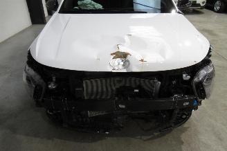 Hyundai Kona SUV picture 8