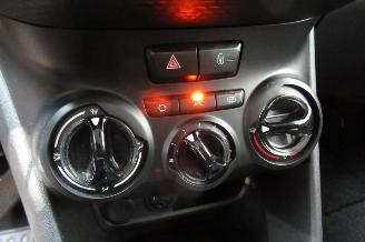 Peugeot 208 SEDAN picture 23