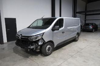 skadebil bedrijf Renault Trafic CAMIONETTE 2024/3