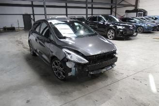 Ford Fiesta ST-LINE picture 6