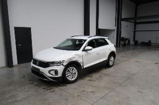 Voiture accidenté Volkswagen T-Roc LIFE 2022/4