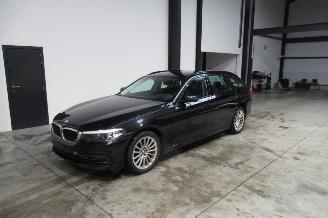 skadebil brommobiel BMW 5-serie SPORT LINE 2019/3