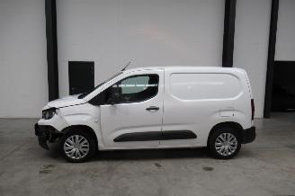 Peugeot Partner CAMIONETTE picture 2