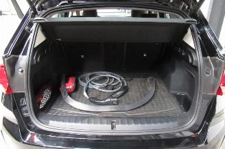 BMW iX1 SUV picture 19