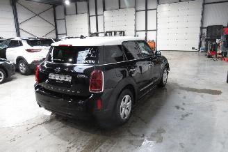 Mini Cooper SEDAN picture 5