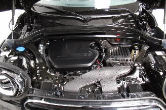 Mini Cooper SEDAN picture 14