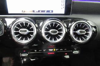 Mercedes A-klasse SEDAN picture 31