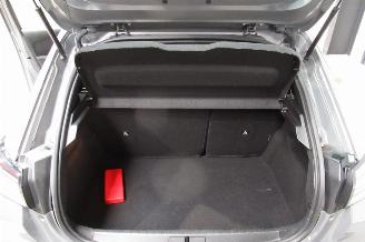 Peugeot 208 SEDAN picture 19