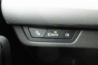 BMW iX1 SUV picture 25