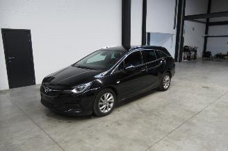 skadebil auto Opel Astra ELEGANCE 2021/3