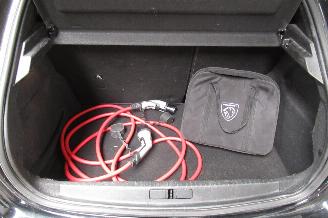 Peugeot 208 GT LINE picture 24