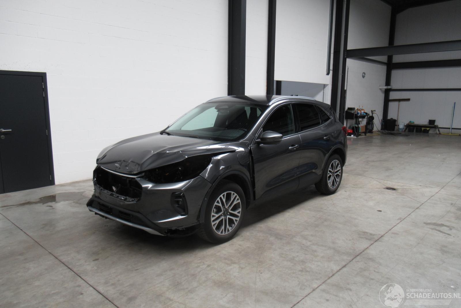 Ford Kuga TITANIUM