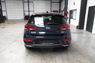 Hyundai I-30 SEDAN picture 4