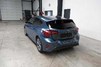 Ford Focus ST-LINE picture 3