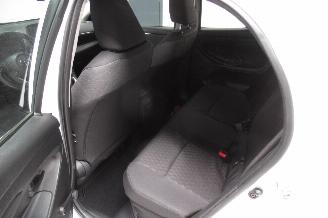Toyota Yaris HYBRID picture 15
