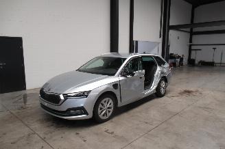 Schadeauto Skoda Octavia AMBITION 2024/1
