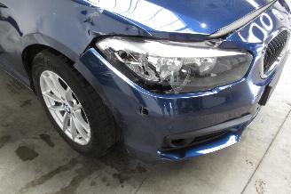 BMW 1-serie SEDAN picture 8