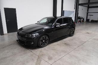 skadebil auto BMW 1-serie M-PACK 2018/6