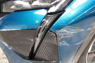 Peugeot 408 GT LINE picture 9
